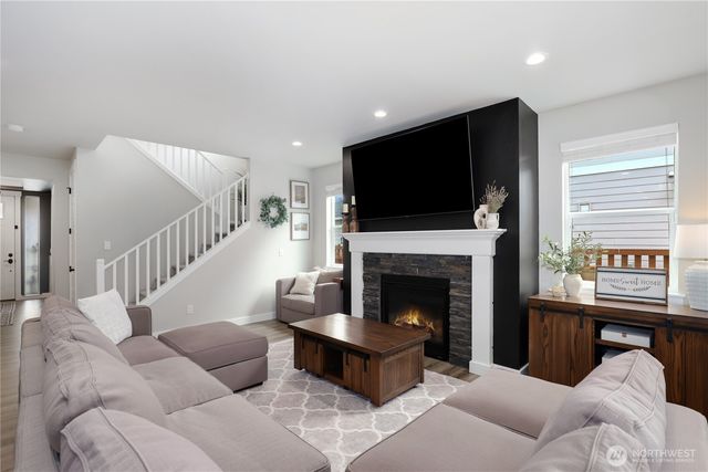 19522 136th Street E, Bonney Lake, WA 98391