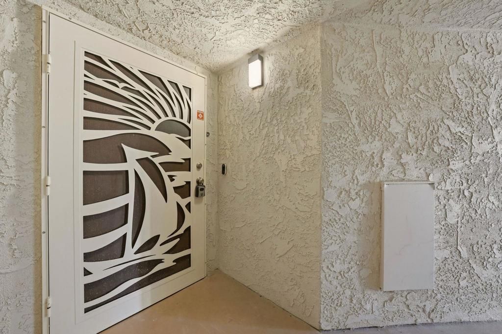 Image 11 of property listing at 4016 Gresham D1, San Diego, CA 92109