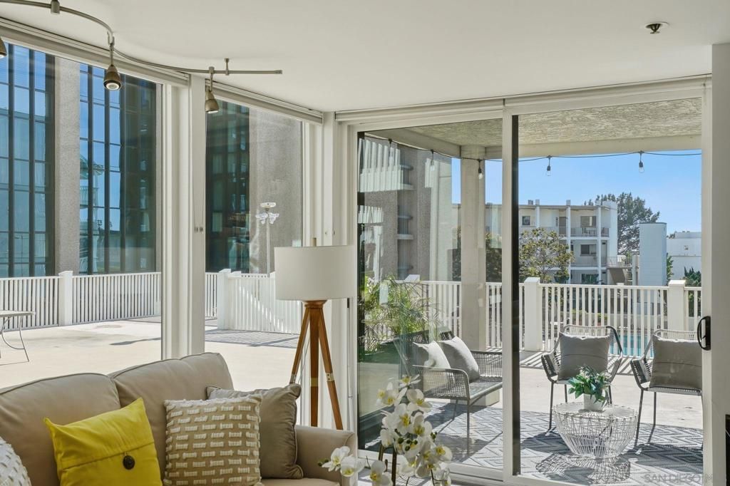 Image 15 of property listing at 4016 Gresham D1, San Diego, CA 92109