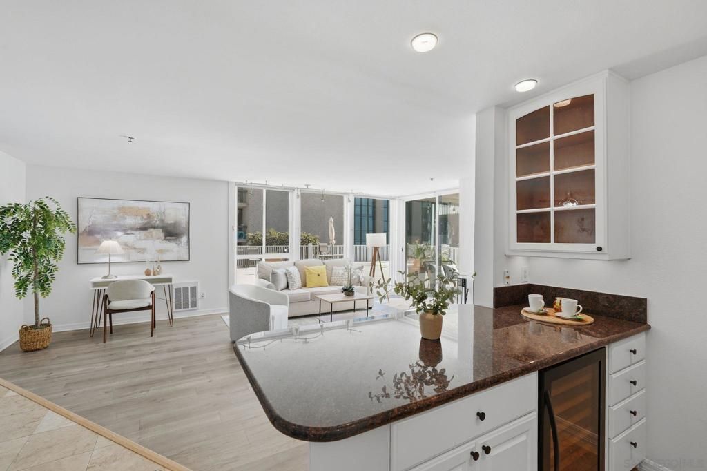 Image 23 of property listing at 4016 Gresham D1, San Diego, CA 92109