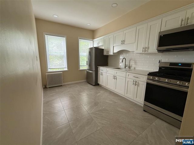 3 Pleasant Place 2, Kearny, NJ 07032