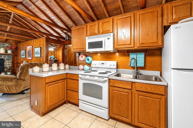 366 HUCKLEBERRY LN, Harpers Ferry, WV 25425