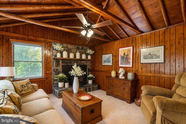 366 HUCKLEBERRY LN, Harpers Ferry, WV 25425