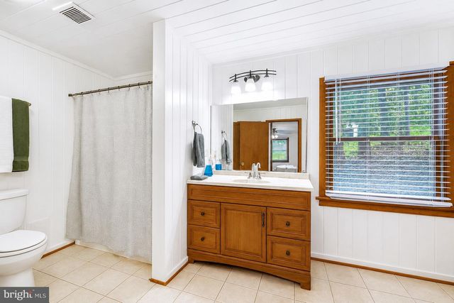 366 HUCKLEBERRY LN, Harpers Ferry, WV 25425
