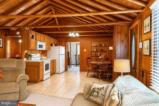 366 HUCKLEBERRY LN, Harpers Ferry, WV 25425
