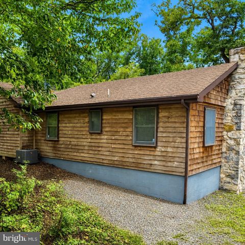 366 HUCKLEBERRY LN, Harpers Ferry, WV 25425