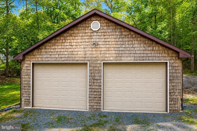 366 HUCKLEBERRY LN, Harpers Ferry, WV 25425