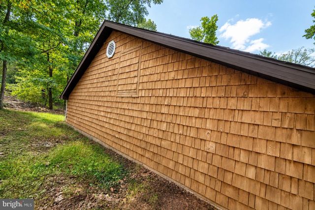 366 HUCKLEBERRY LN, Harpers Ferry, WV 25425