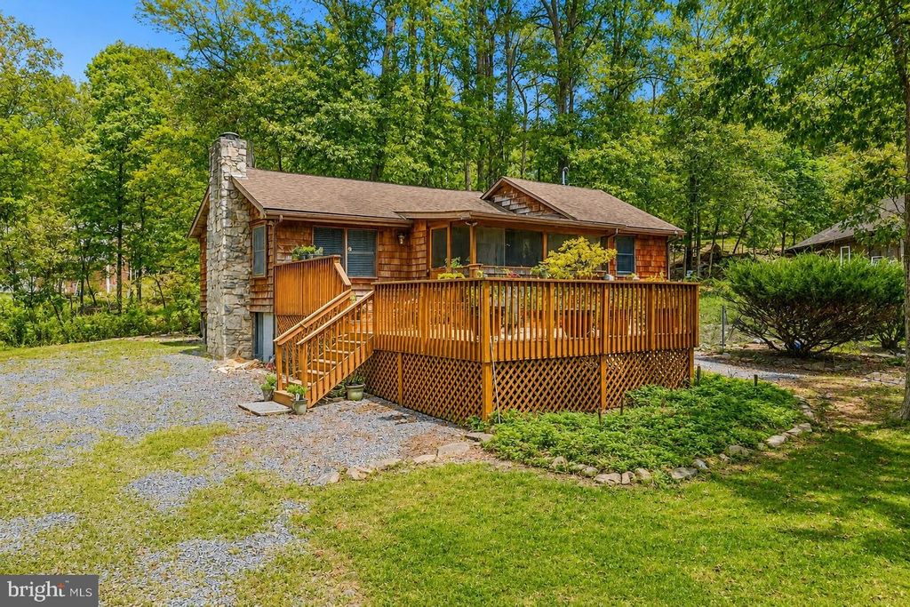366 HUCKLEBERRY LN, Harpers Ferry, WV 25425