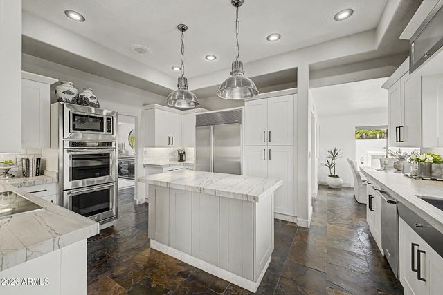10801 E HAPPY VALLEY Road 72, Scottsdale, AZ 85255