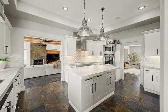 10801 E HAPPY VALLEY Road 72, Scottsdale, AZ 85255