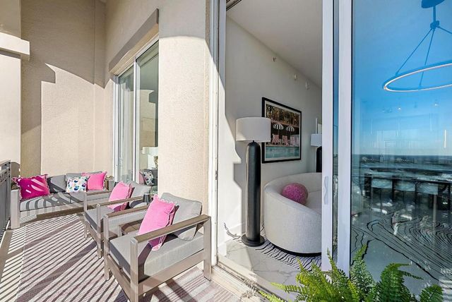 550 Okeechobee Boulevard Uph-03, West Palm Beach, FL 33401