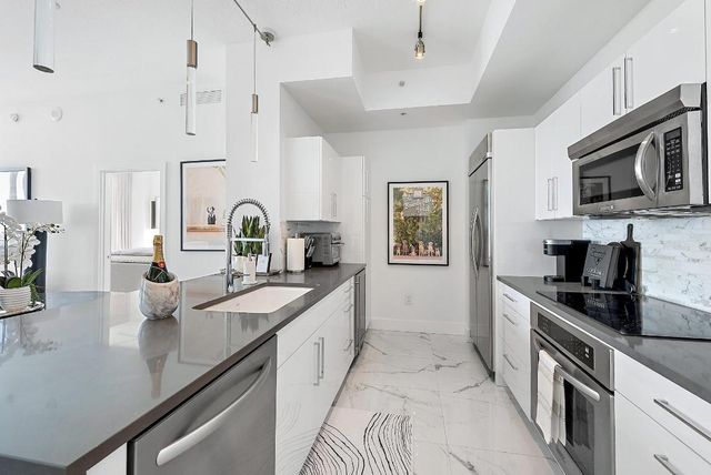 550 Okeechobee Boulevard Uph-03, West Palm Beach, FL 33401