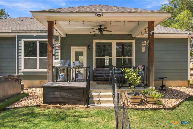 189 Waikakaaua Drive, Bastrop, TX 78602