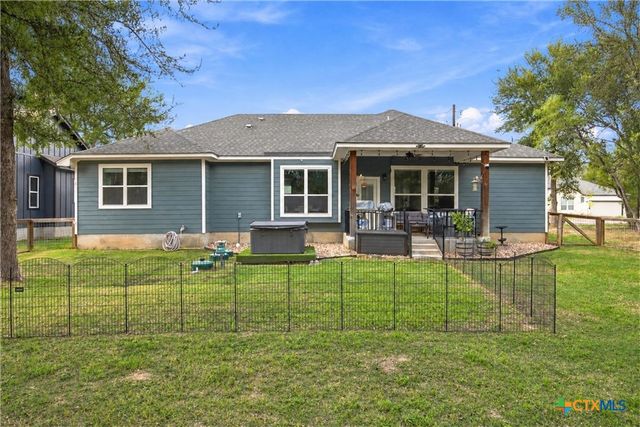 189 Waikakaaua Drive, Bastrop, TX 78602