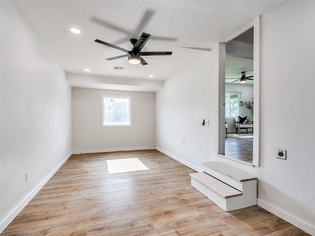 1613 Sandra Drive, Midwest City, OK 73110