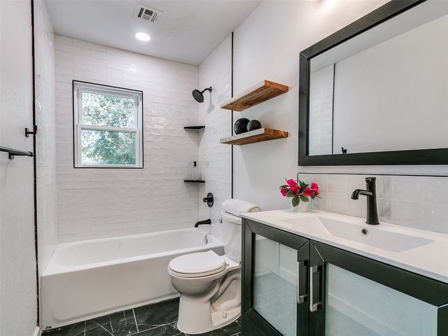 1613 Sandra Drive, Midwest City, OK 73110