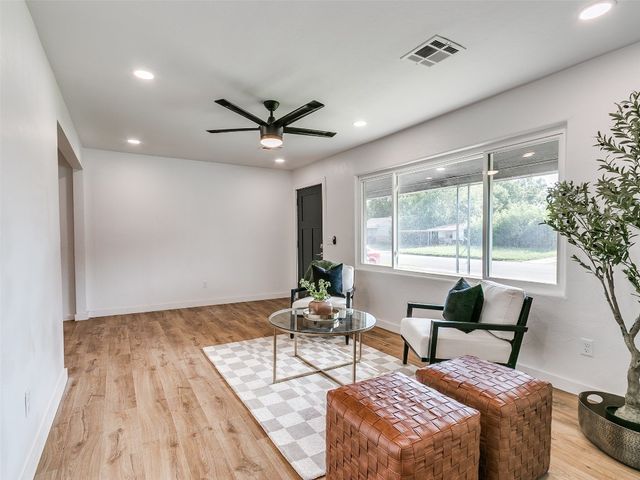 1613 Sandra Drive, Midwest City, OK 73110