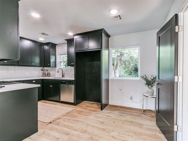 1613 Sandra Drive, Midwest City, OK 73110