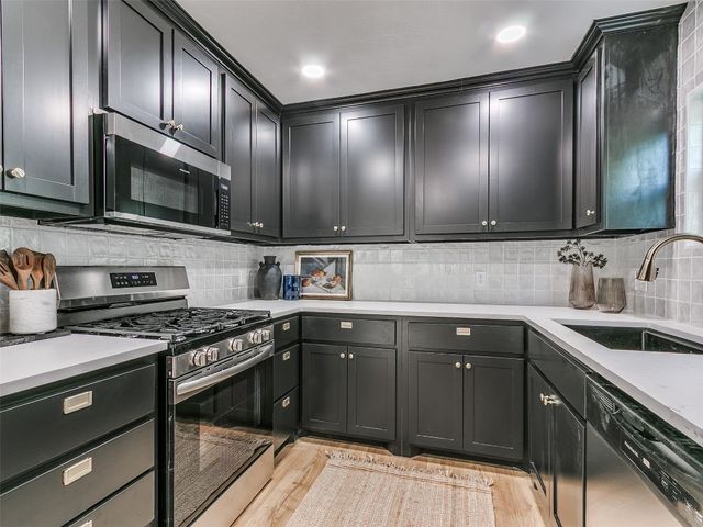 1613 Sandra Drive, Midwest City, OK 73110