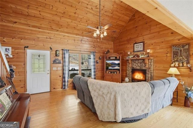 20 Edgewater Lane, Ellijay, GA 30540