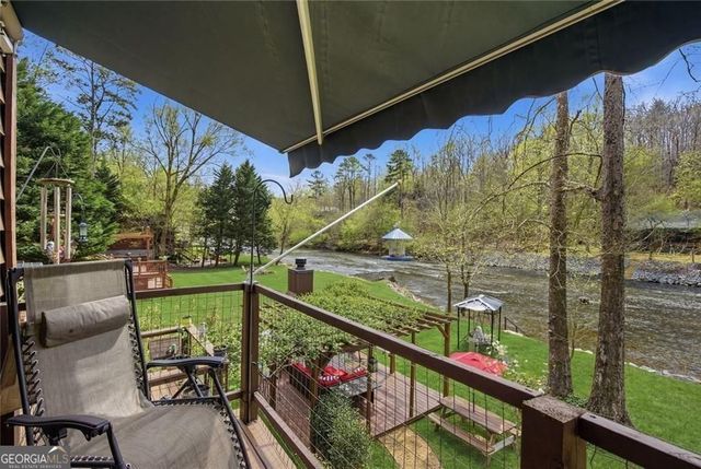 20 Edgewater Lane, Ellijay, GA 30540