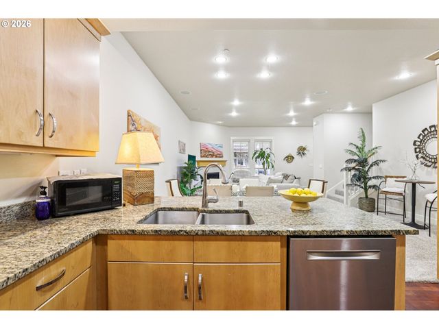 7812 Nw QUINAULT St, Camas, WA 98607