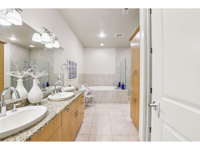 7812 Nw QUINAULT St, Camas, WA 98607