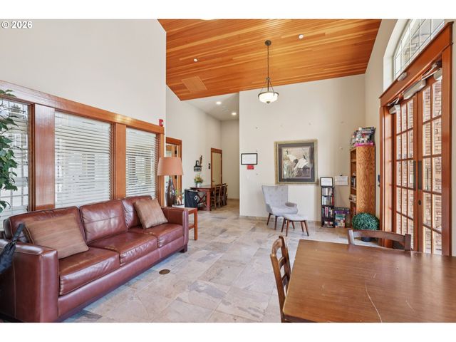 7812 Nw QUINAULT St, Camas, WA 98607