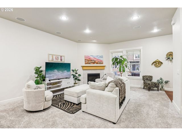 7812 Nw QUINAULT St, Camas, WA 98607