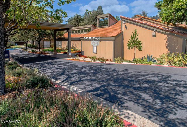 291 Sequoia Court 17, Thousand Oaks, CA 91360