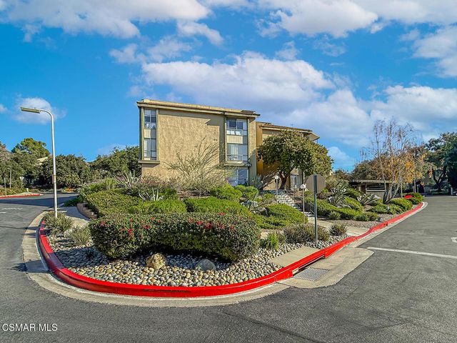 291 Sequoia Court 17, Thousand Oaks, CA 91360