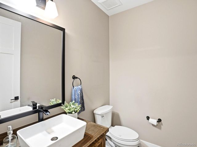 2351 N Glencoe Street, Denver, CO 80207
