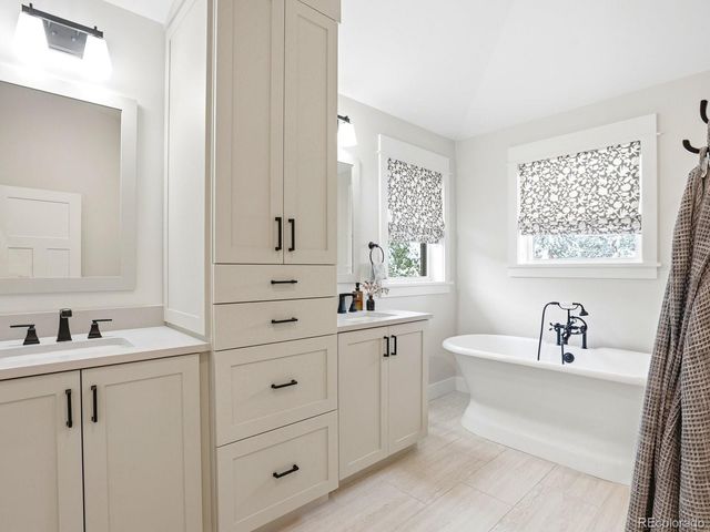 2351 N Glencoe Street, Denver, CO 80207
