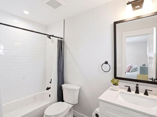 2351 N Glencoe Street, Denver, CO 80207