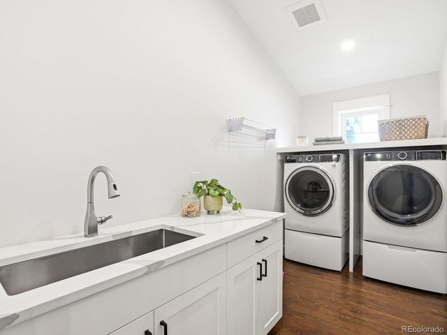 2351 N Glencoe Street, Denver, CO 80207