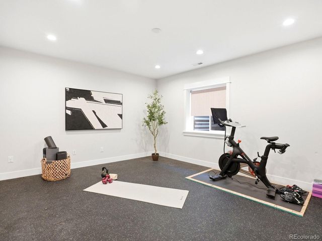 2351 N Glencoe Street, Denver, CO 80207