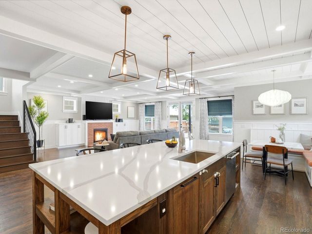 2351 N Glencoe Street, Denver, CO 80207