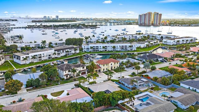 1120 Singer Drive, Riviera Beach, FL 33404