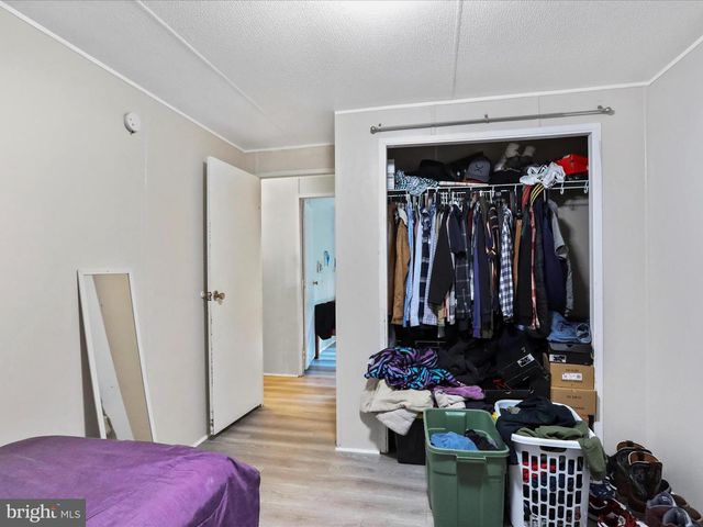 1685 LIBERTY DR, Chambersburg, PA 17202