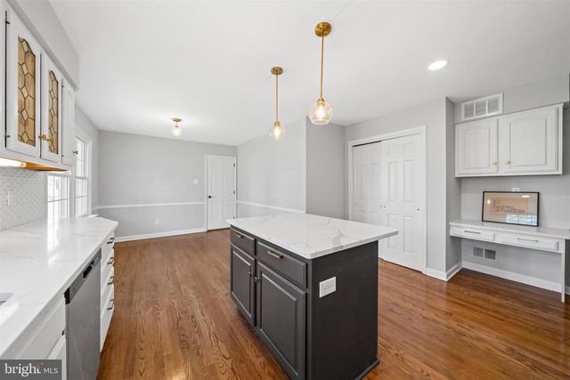 988 SHARPLESS RD, Hockessin, DE 19707