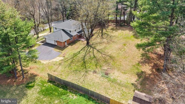 988 SHARPLESS RD, Hockessin, DE 19707