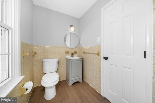 988 SHARPLESS RD, Hockessin, DE 19707