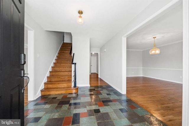 988 SHARPLESS RD, Hockessin, DE 19707