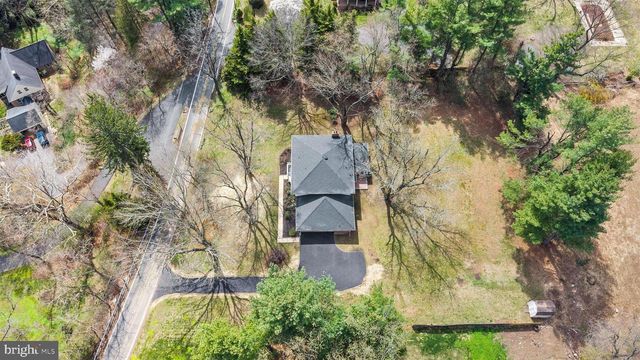 988 SHARPLESS RD, Hockessin, DE 19707