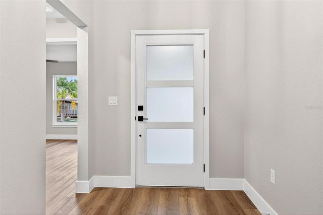 225 HILLSIDE AVENUE, Umatilla, FL 32784