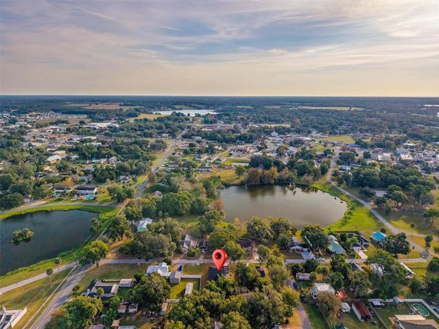 225 HILLSIDE AVENUE, Umatilla, FL 32784