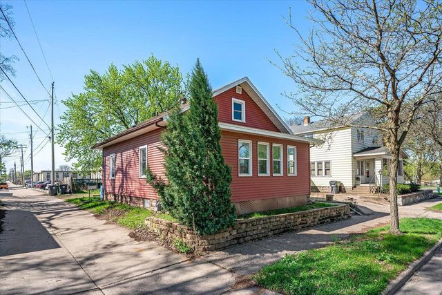 512 Windsor STREET, La Crosse, WI 54603