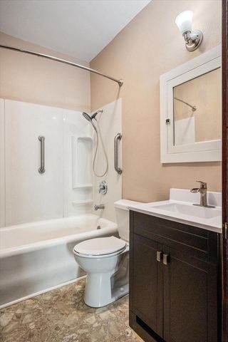 512 Windsor STREET, La Crosse, WI 54603