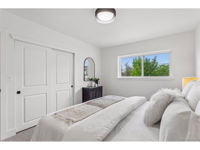 1474 W Lake Ave, Littleton, CO 80120